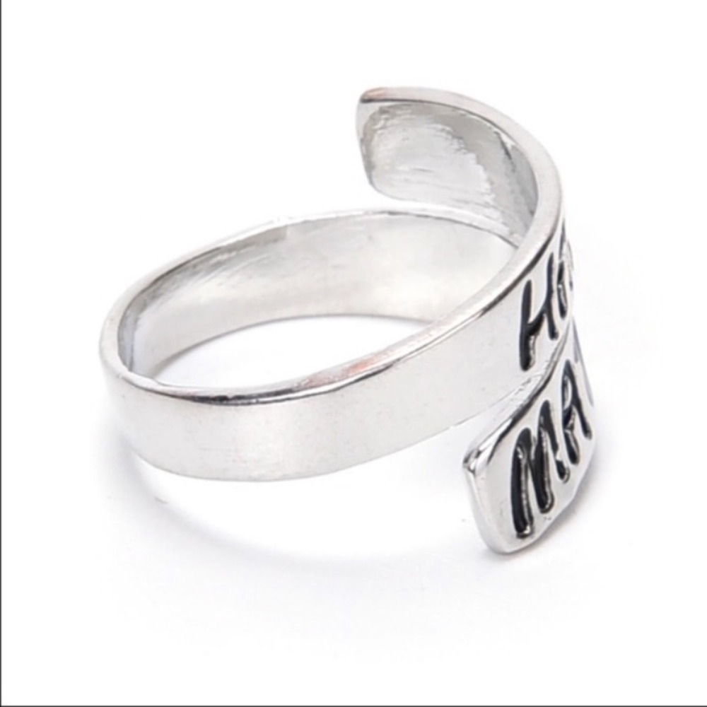 Hakuna Matata Silver Wrap Ring - Picture 3 of 4